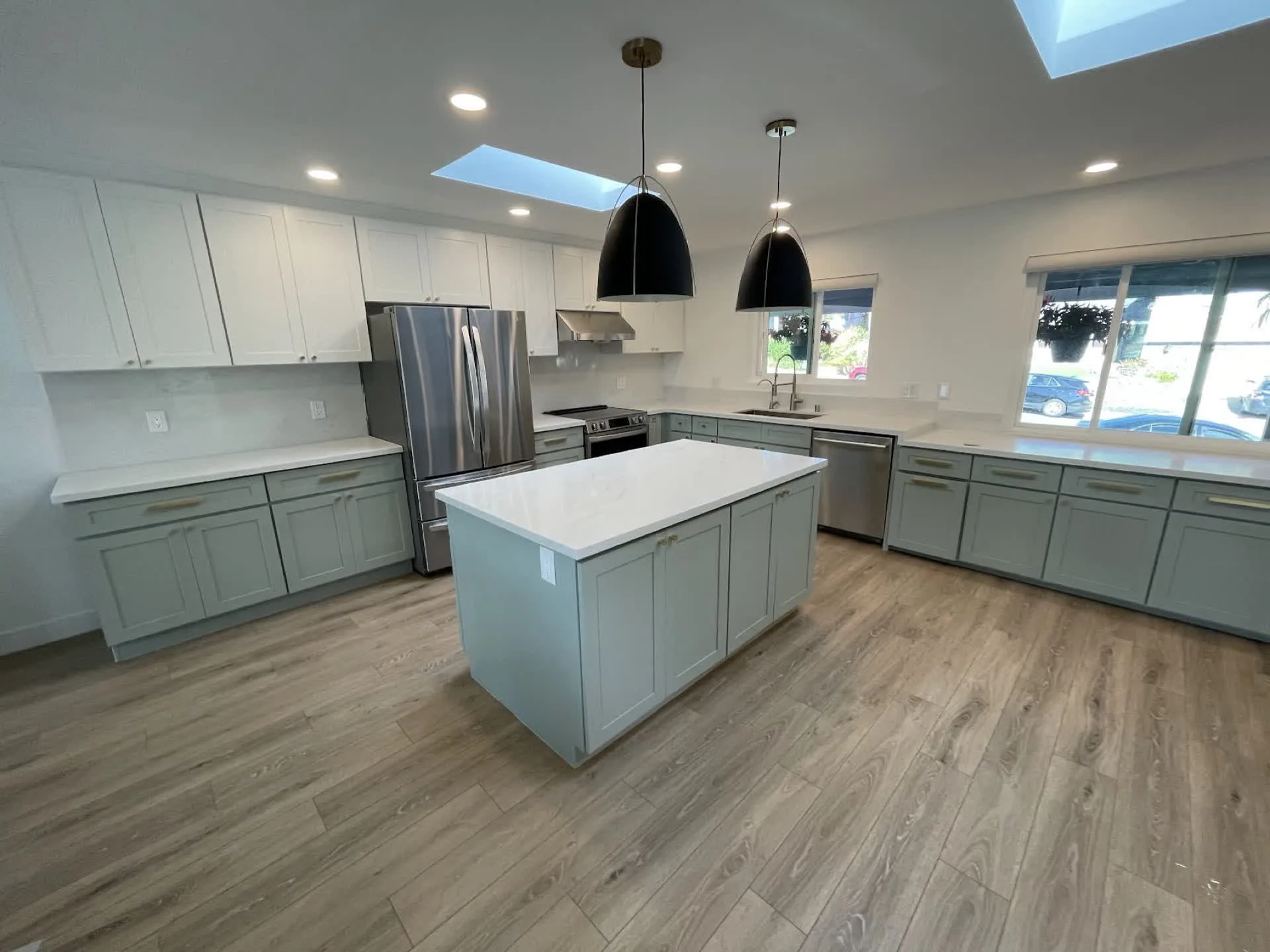 Pacific Beach — Kitchen Cabinets